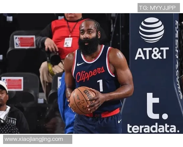 詹姆斯哈登的篮球传奇之路与职业生涯的辉煌成就解析