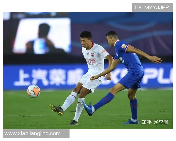 阿尔萨德与艾队的激烈对决揭示了足球战术的新趋势与团队精神