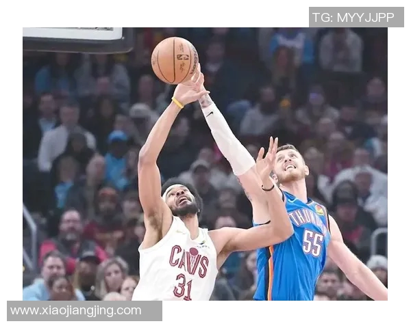 骑士与雷霆精彩对决全场回放214分析与精彩瞬间回顾